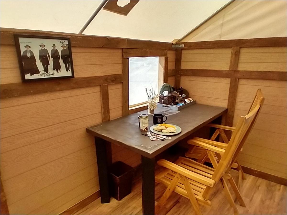 Silver Spur Homestead ทูมสโตน ภายนอก รูปภาพ